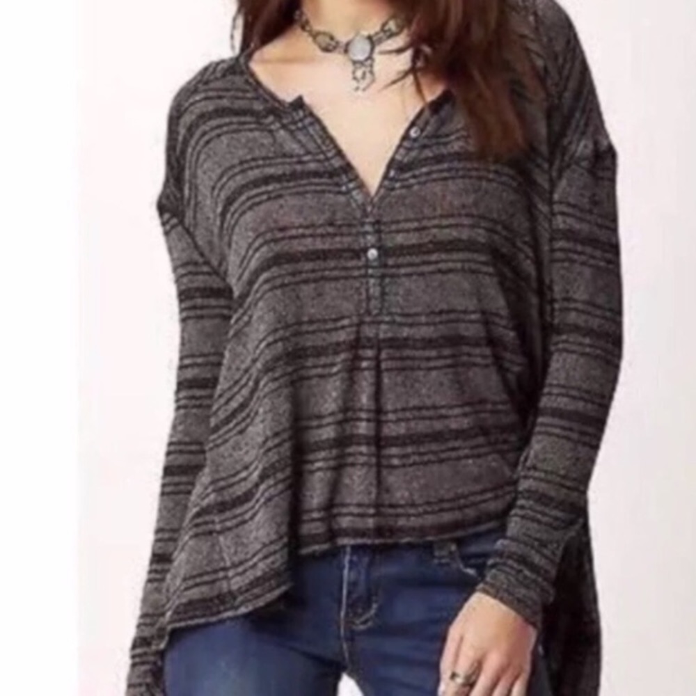 We The Free People Oversize Henley Loose Striped Top Black Gray Women’s Sz Small